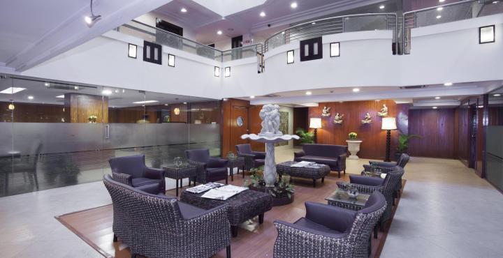 Shilton Royale Hotell Bangalore Exteriör bild