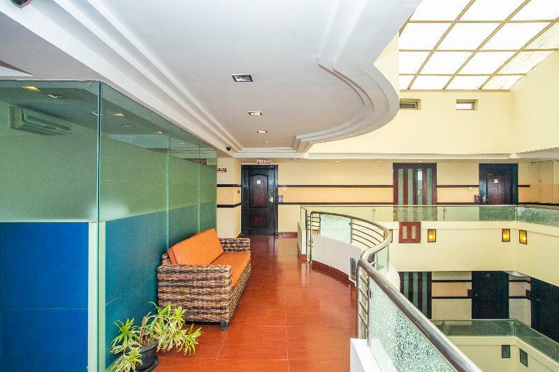 Shilton Royale Hotell Bangalore Exteriör bild